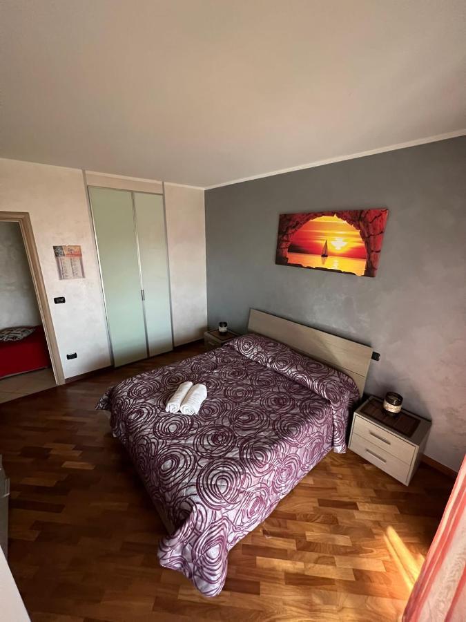 Appartamento Piccolo Scrigno Венарія-Реале Екстер'єр фото